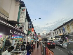 Serangoon road shop | yellow box for rent  (D8), Shop House #597363601